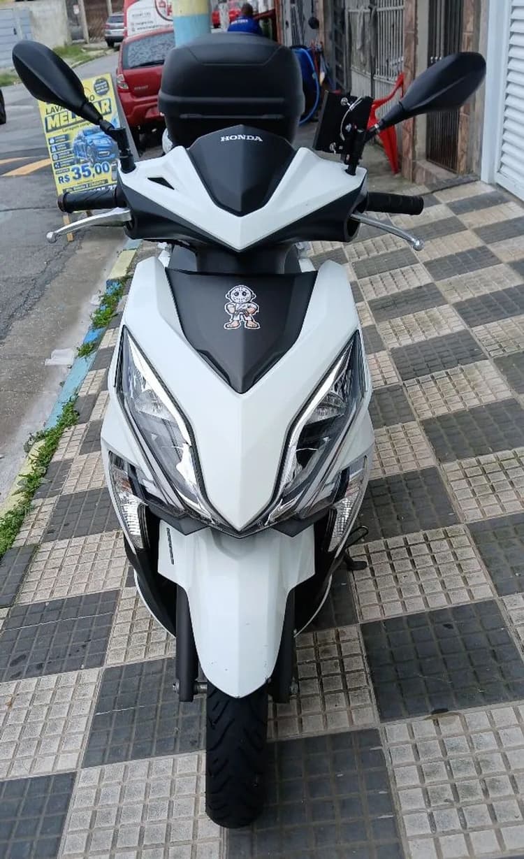 Vende - se 