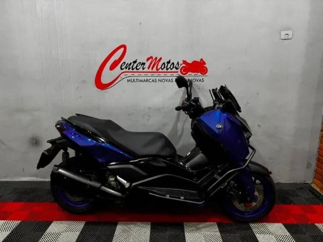 YAMAHA XMAX 250 ABS CONNECTED
