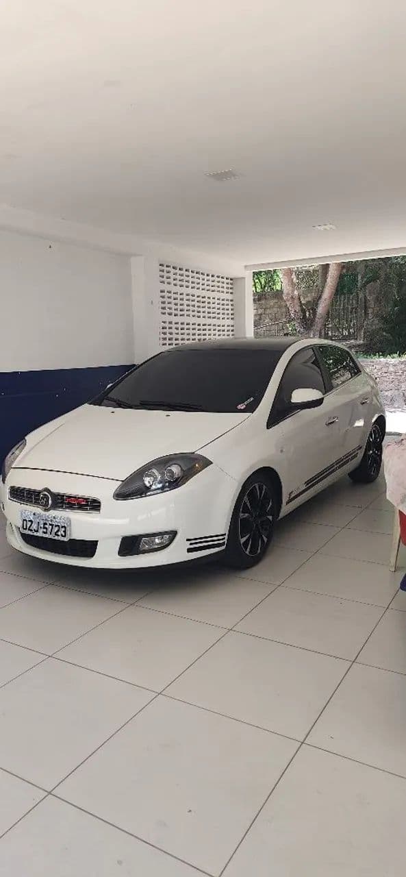 Fiat Bravo Essence 1.8 Flex 16V 5P 2014