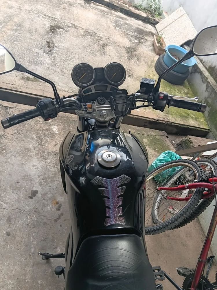 Moto pegar e viajar 