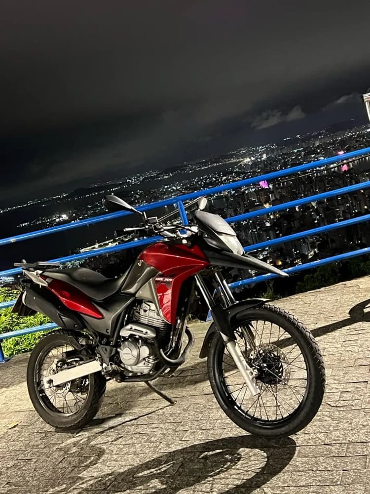 Xre 300