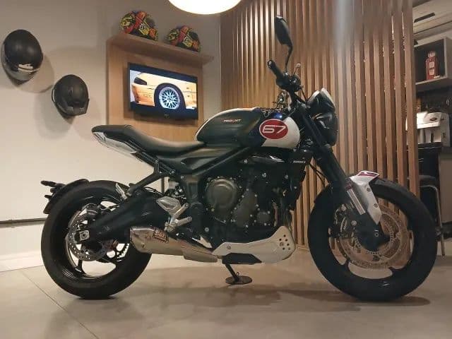 Triumph Trident 660