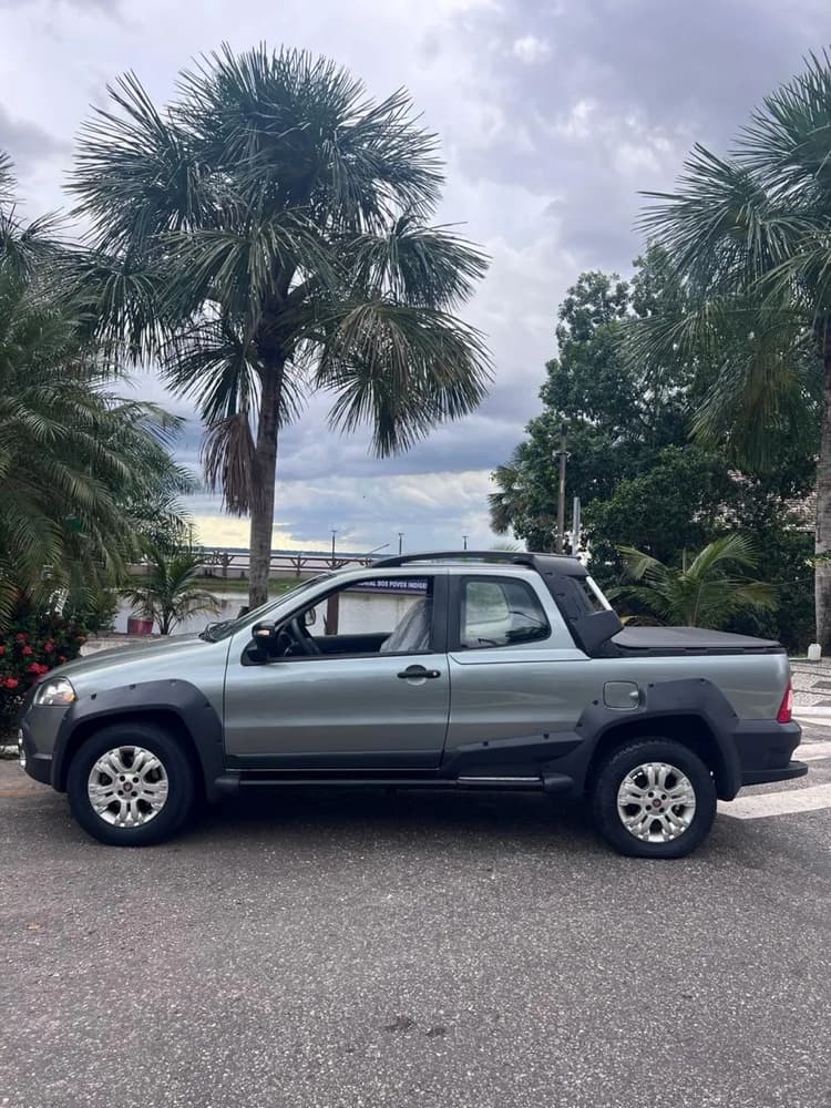 Fiat Strada Adventure1.8/ 1.8 Locker Flex CD 2012