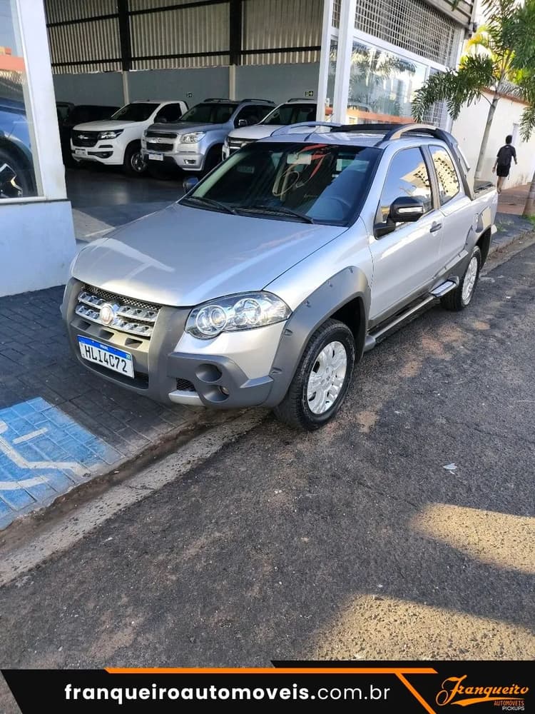 Fiat Strada Adv.ext./ Ext. 1.8 Locker Flex CD 2012
