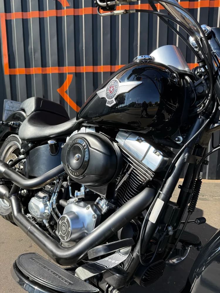 FAT BOY LOW SPECIAL Baixa quilometragem 