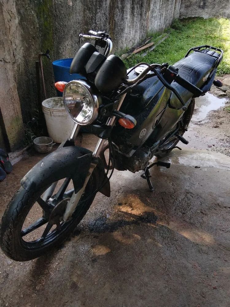 Vende-se factor YBR 125
