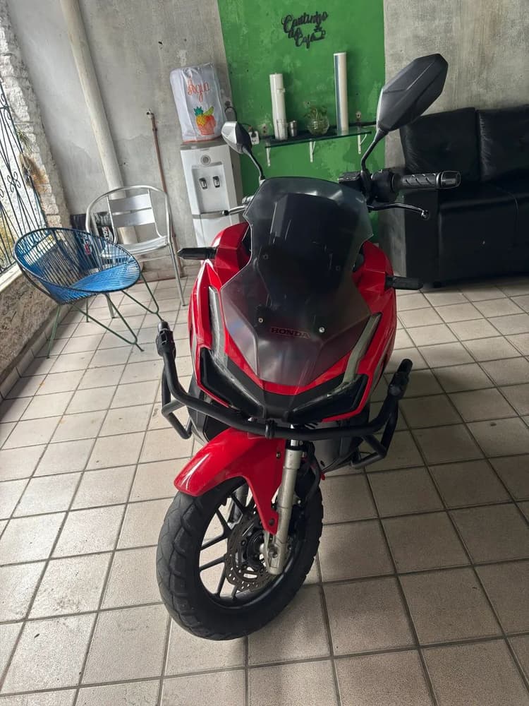 ADV muito nova