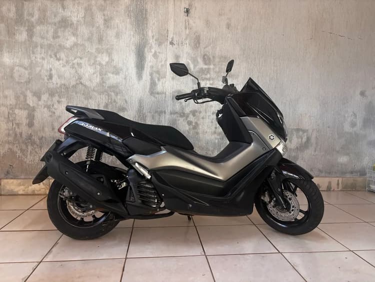 Moto NMax 