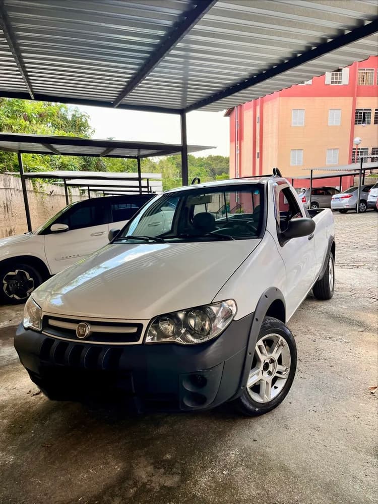 Fiat Strada 1.4 MPI Fire Flex 8V CS 2012