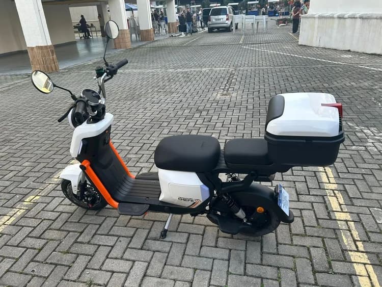 Moto elétrica 