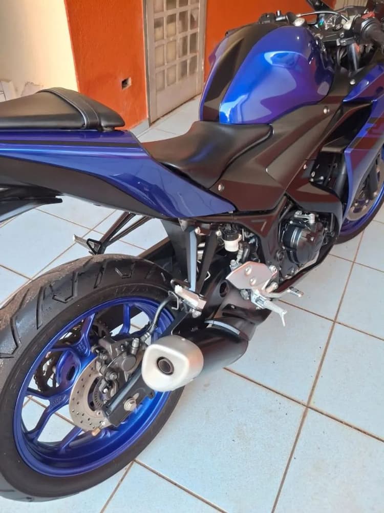 Yamaha R3