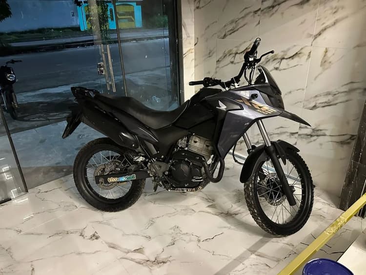 Xre 300 abs
