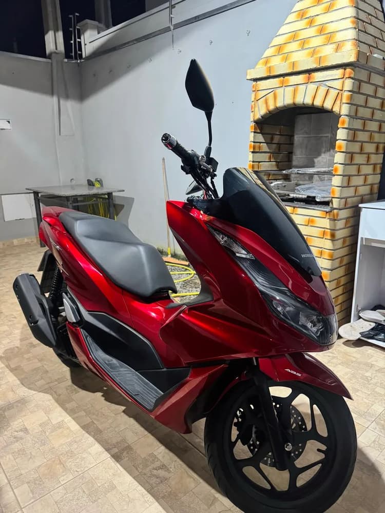 PCX 2025
