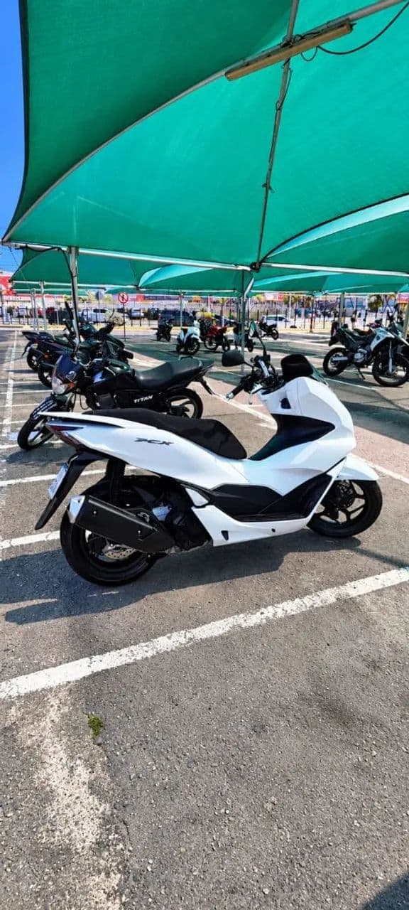 PCX 160 Branco pérola 