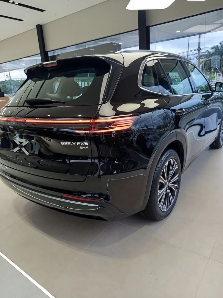 Geely EX5 EM-i Pro 2026
