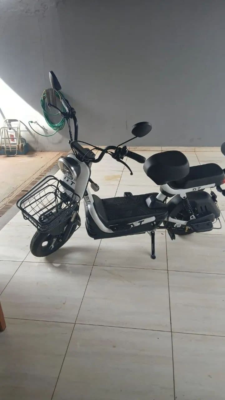Mocinha elétrica tyt
