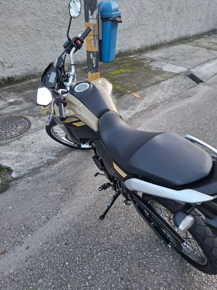 Vendo lander 250 xtz