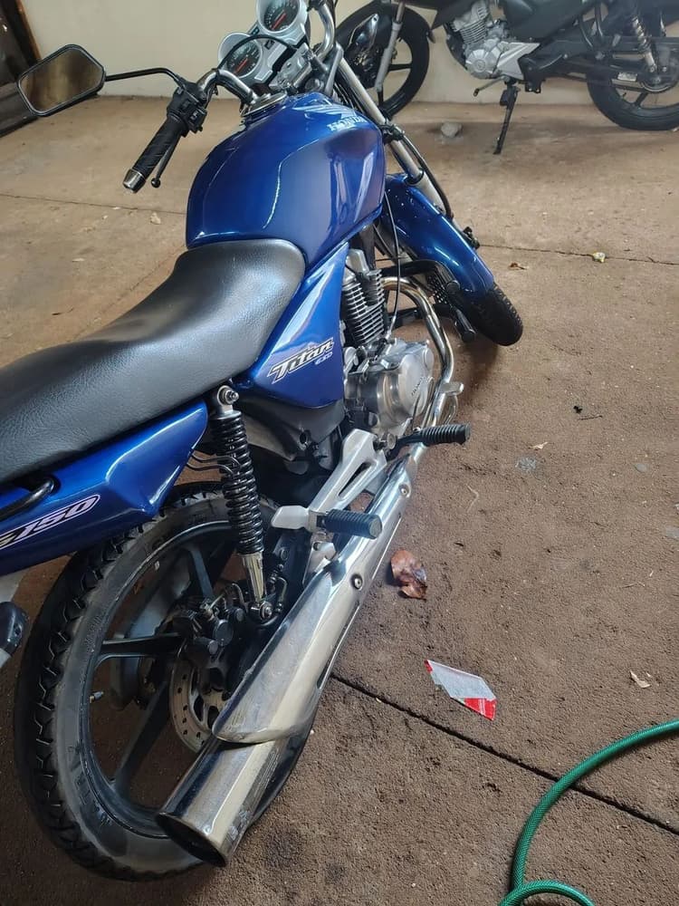 Moto bem conservada 