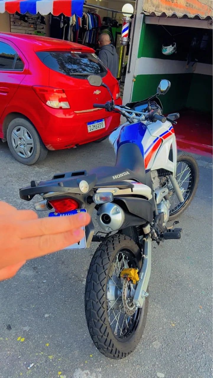 Xre 300