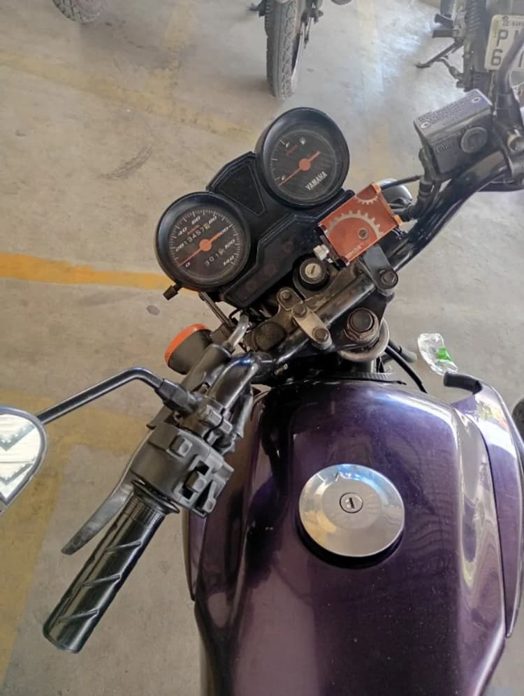 Moto top