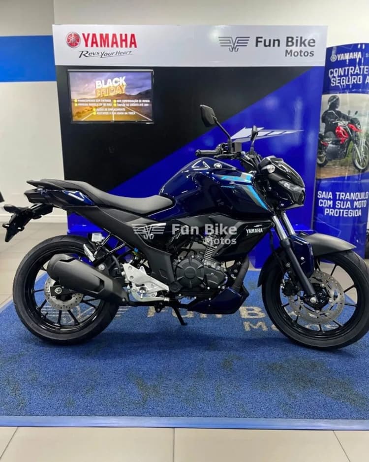 FZ15 - PRONTA ENTREGA;  SEM ENTRADA