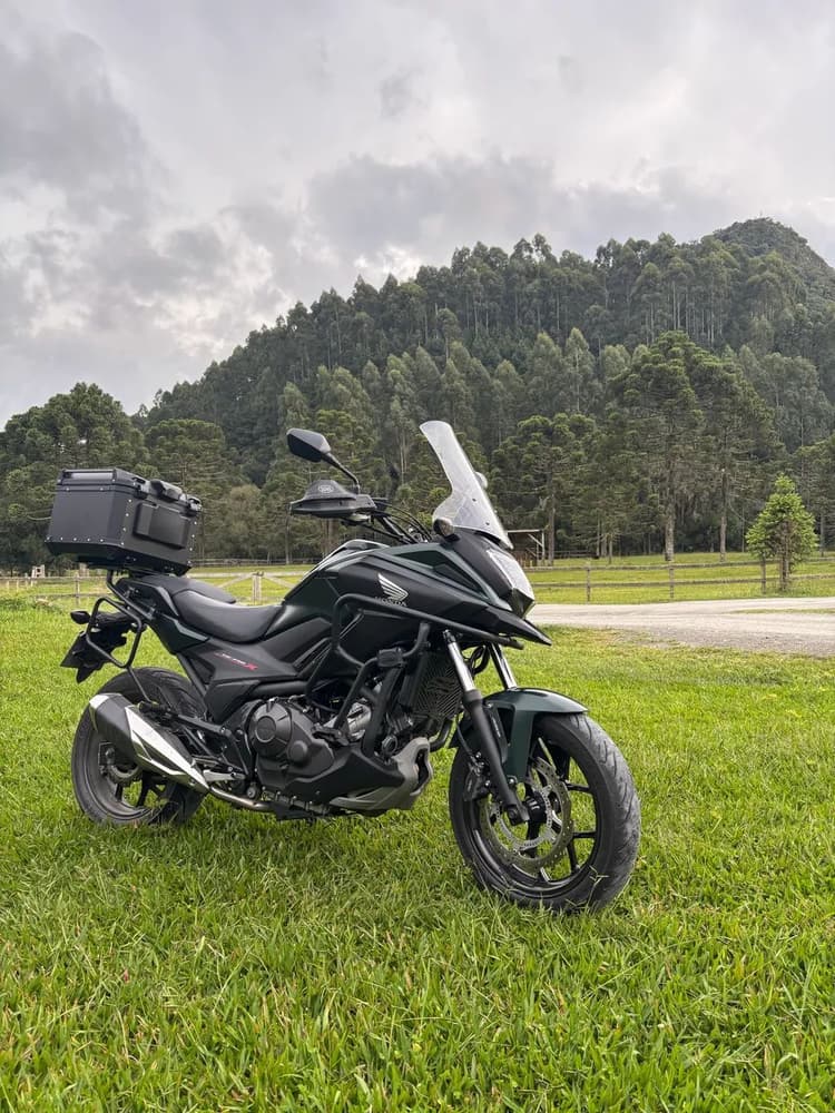 Honda NC 750X 2021 Verde com Km baixa e Impecável