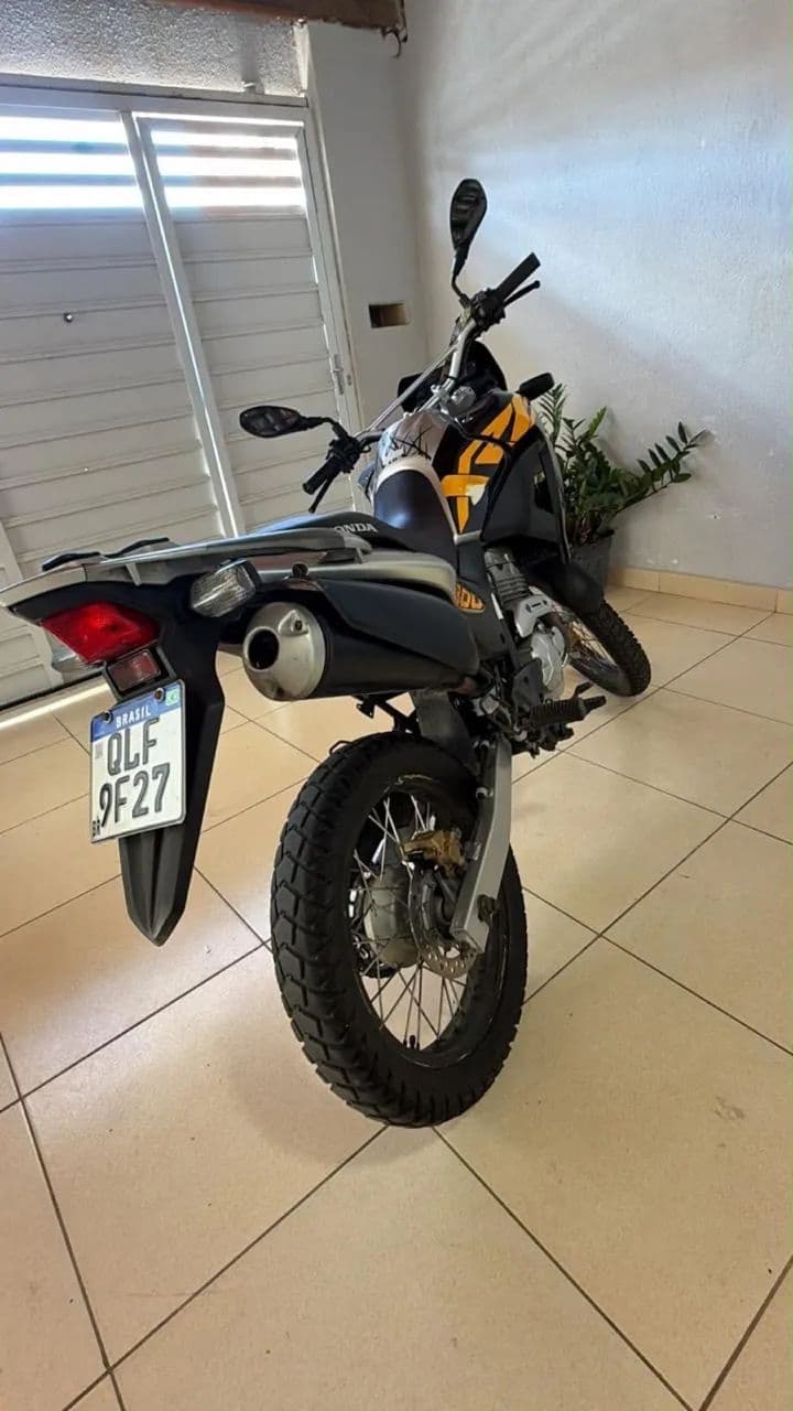 XRE 300 ADVENTURE 