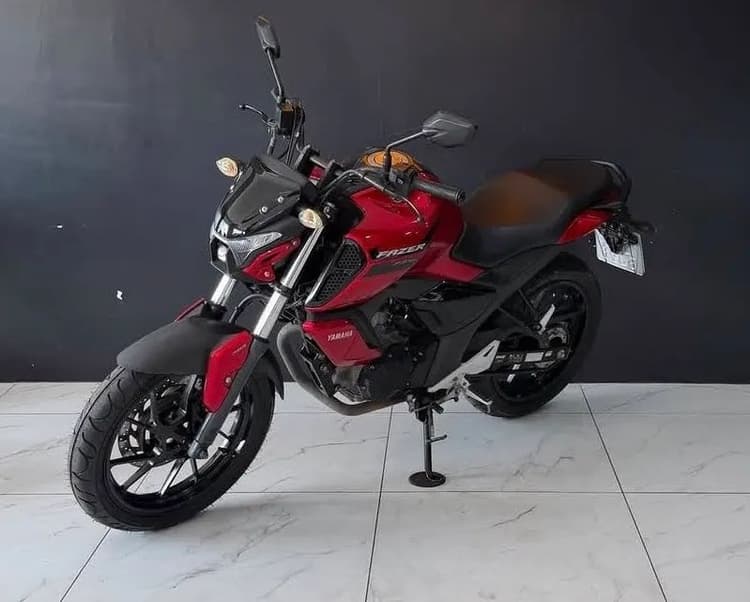 Yamaha FZ15 ABS parcelado!