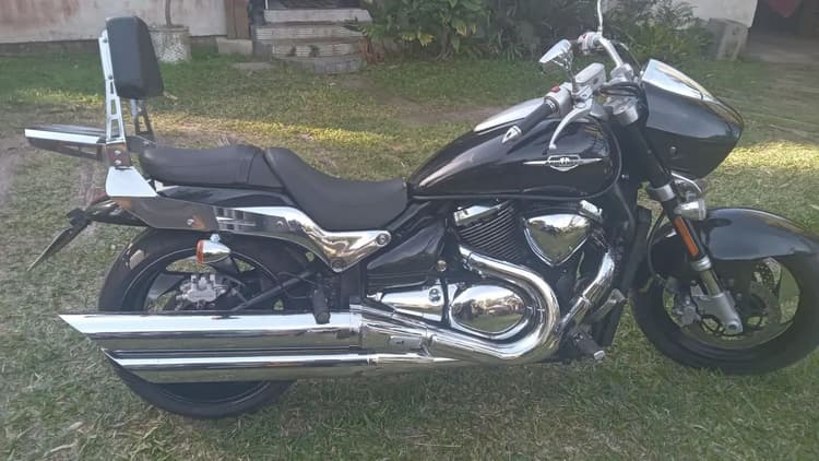 Moto super inteira revisada barbada