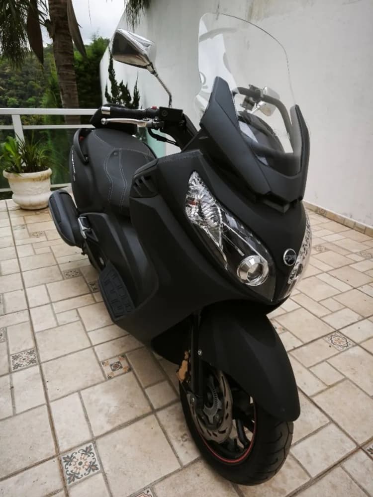 Maxsym 400i