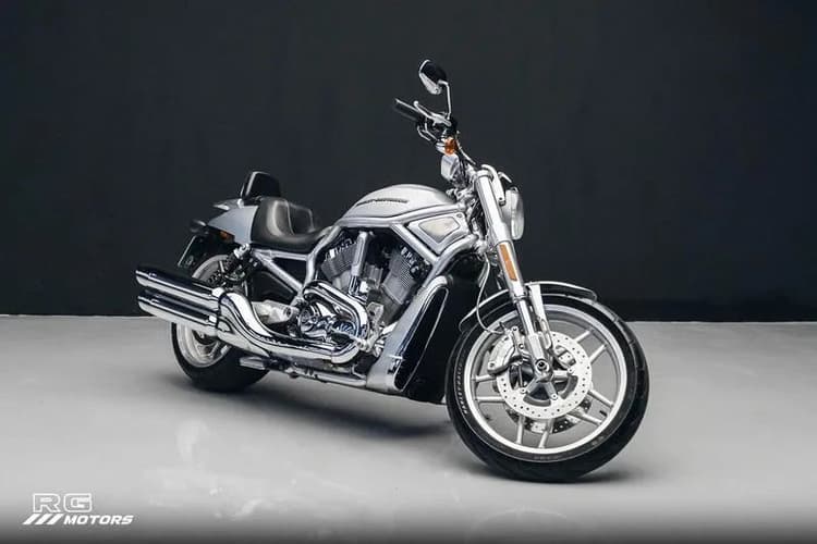 HARLEY-DAVIDSON VRSCDX A 2012