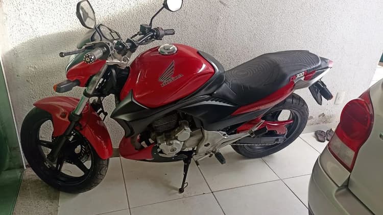 Vendo essa moto 
