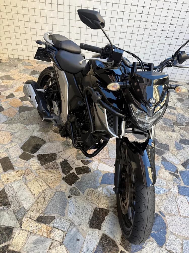 FAZER 250 CC ABS