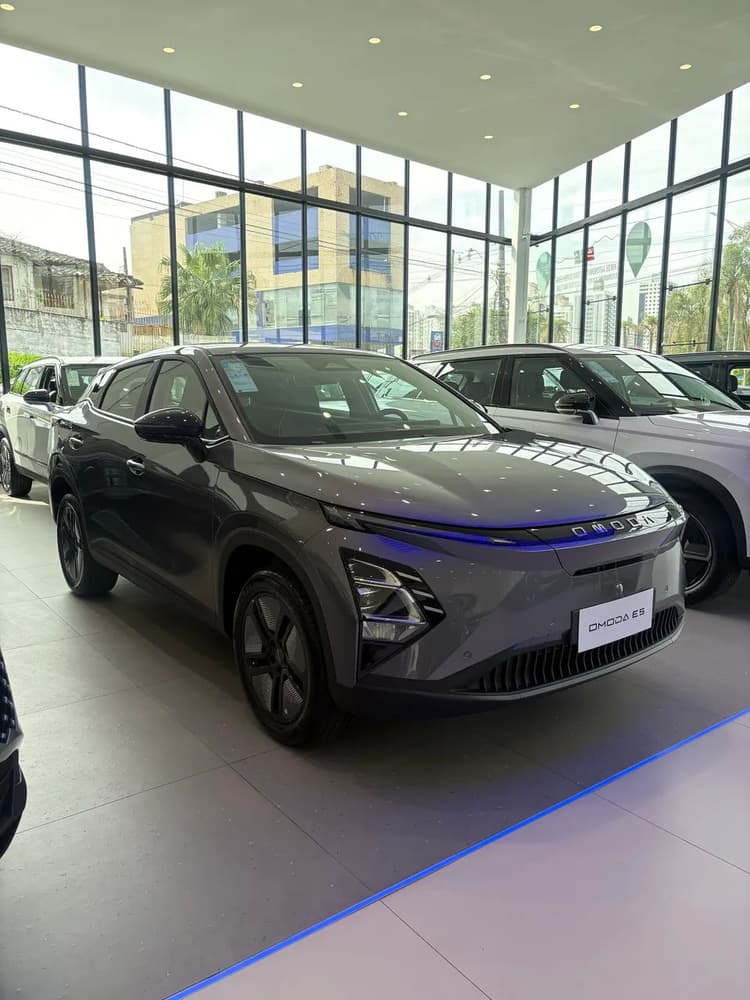 Omoda E5 Elétrico (61,1 KW) 2026