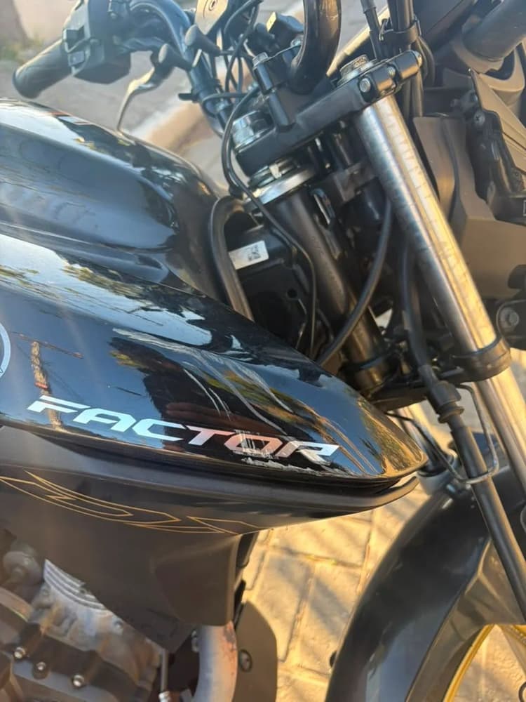 Yamaha Factor DX 2026 Semi-nova 