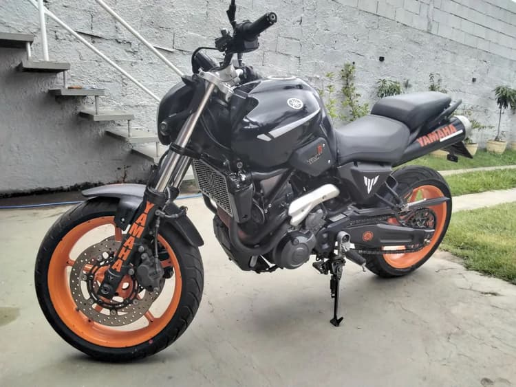 Yamaha MT03 660