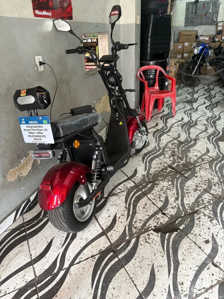 Scooter elétrica 