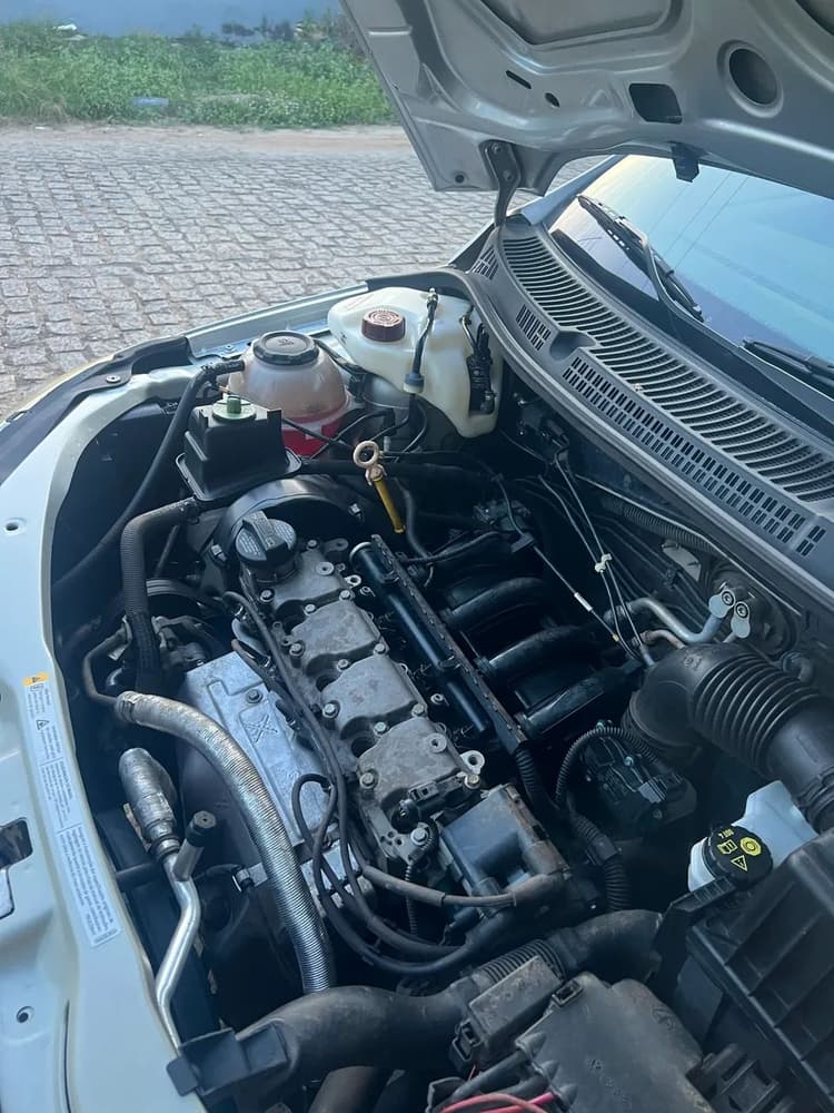 Volkswagen Saveiro Robust 1.6 Total Flex 8V CD 2020