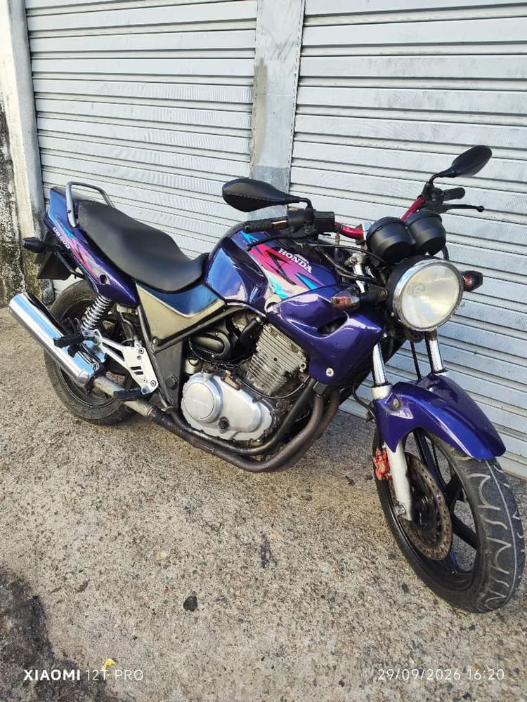 Vendo ou troco CB 500