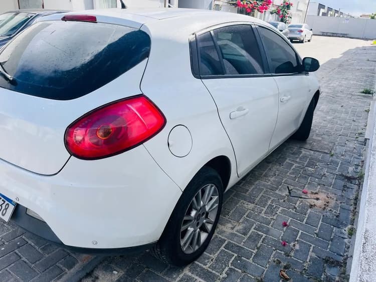 Fiat Bravo Essence 1.8 Flex 16V 5P 2012