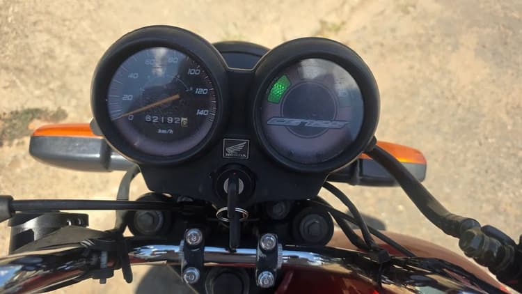 Vendo fan 125 2012 bem conservada 