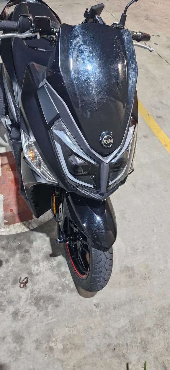Scooter zero.