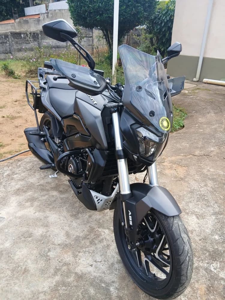 Dominar 400