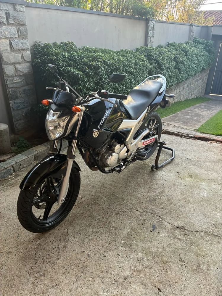 Fazer 250 2012