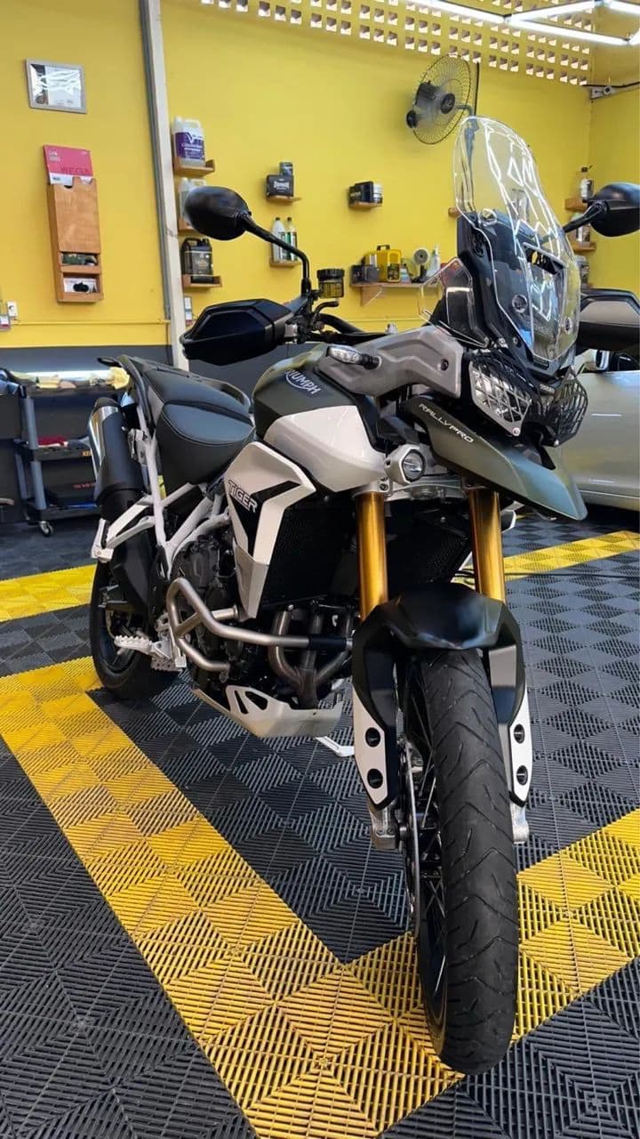 Vendo tiger 900 