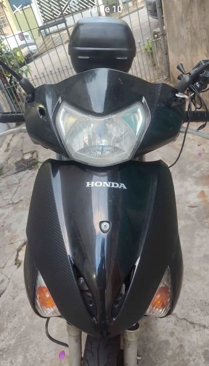 Honda Led 2016 tem 400,00 de doc 