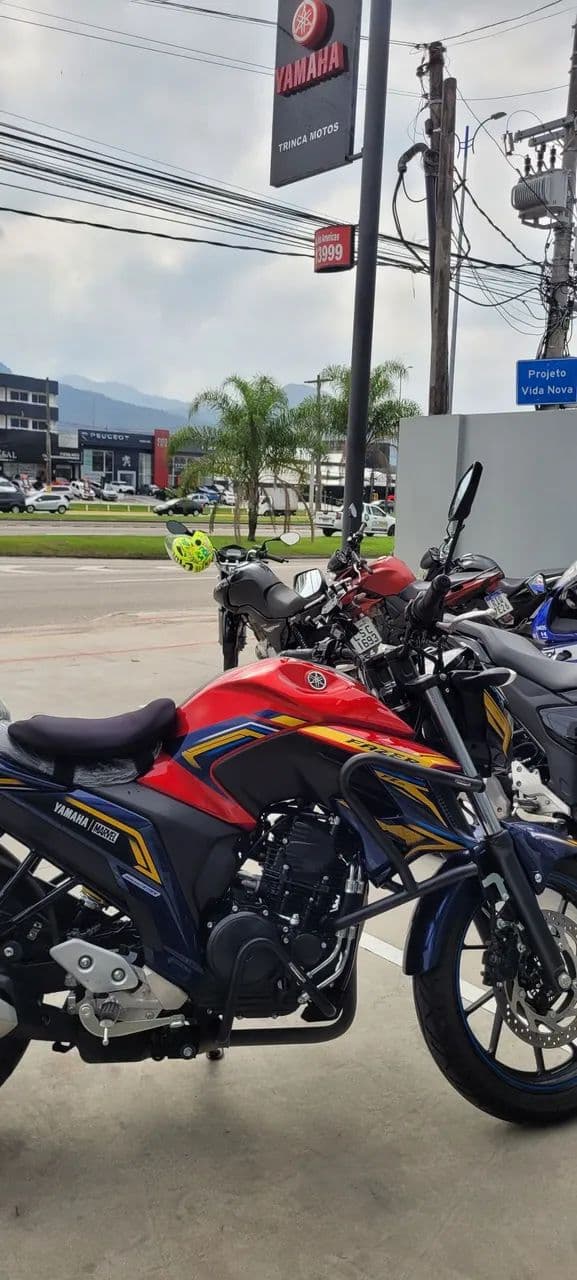 Fazer 250 - Marvel - Thor Edition