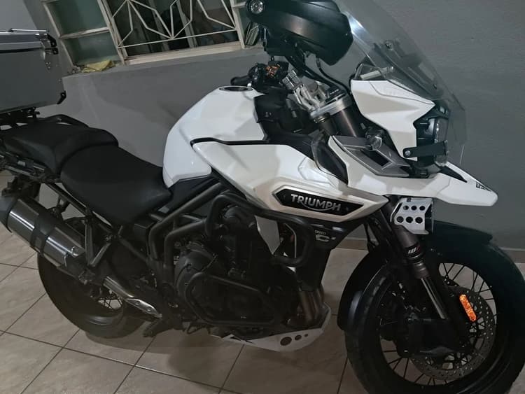 Tiger 1200 XCX Explorer 
