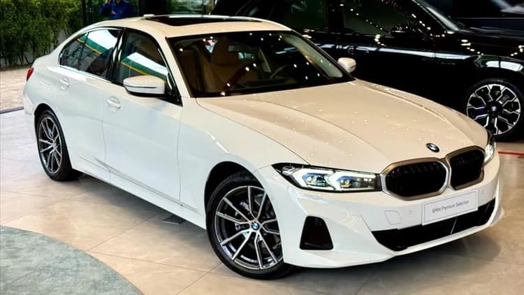 BMW 320I 320i 2025