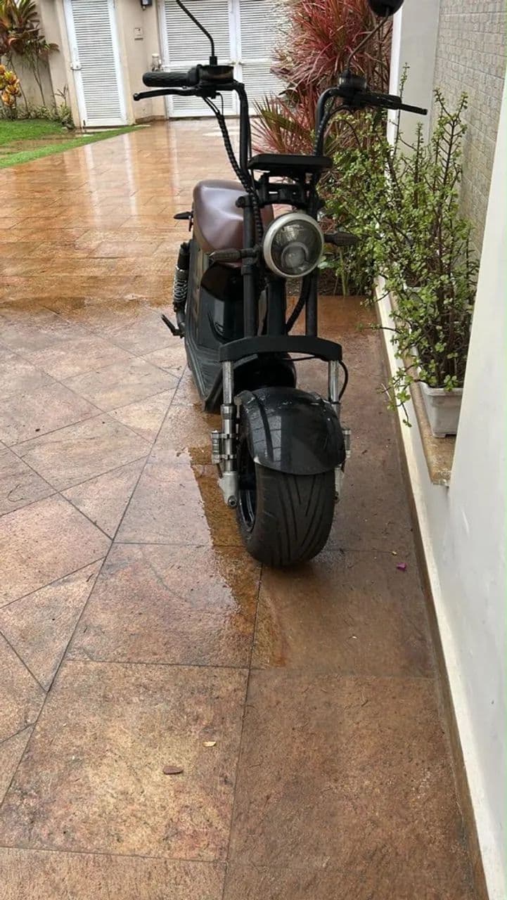 Scooter elétrica 